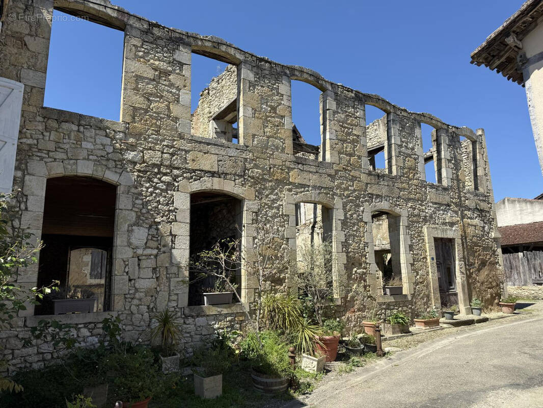 Maison à SAINT-PUY