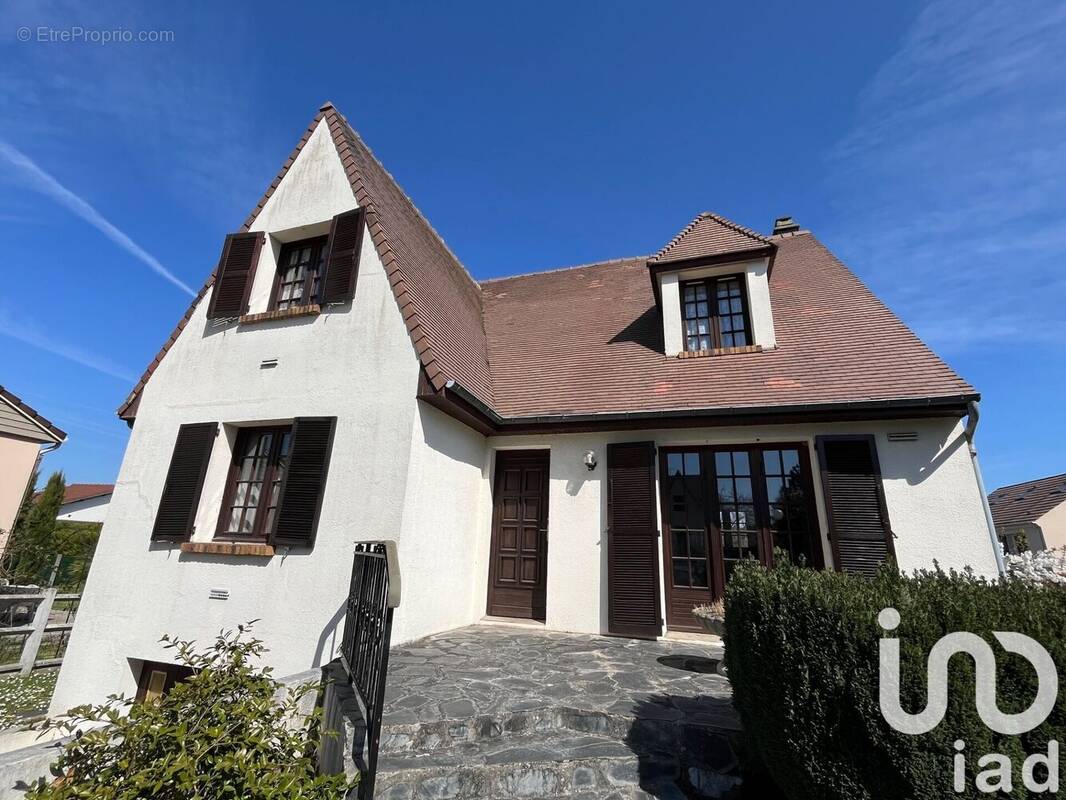 Photo 1 - Maison à SAINT-LEU-LA-FORET
