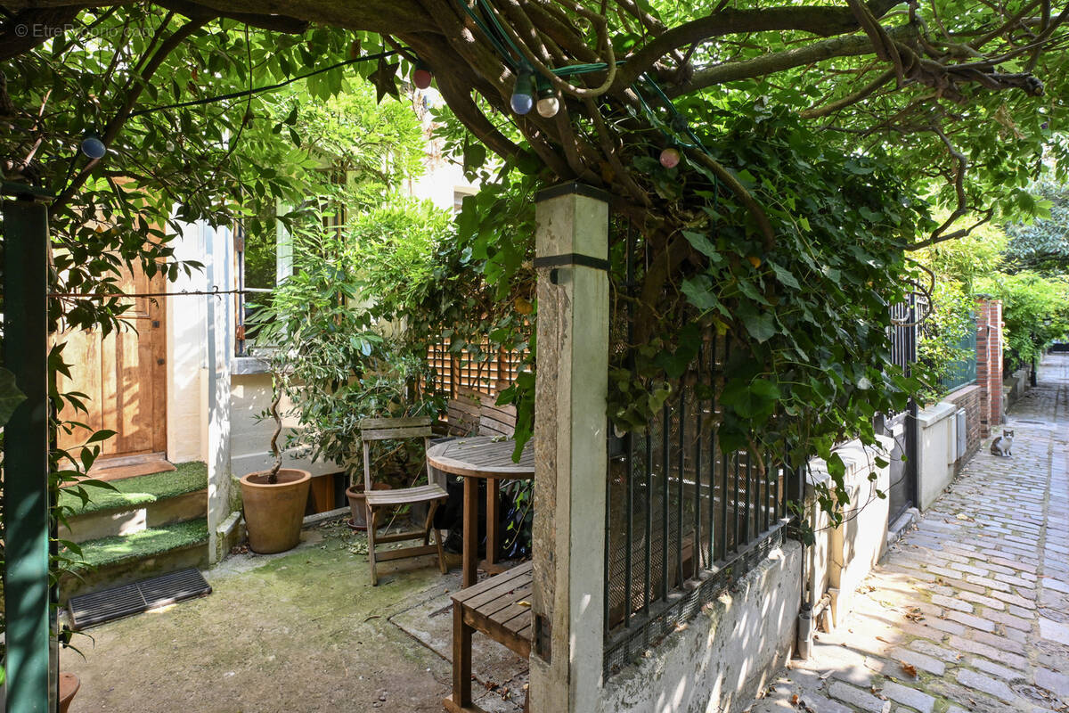 Maison à PARIS-16E