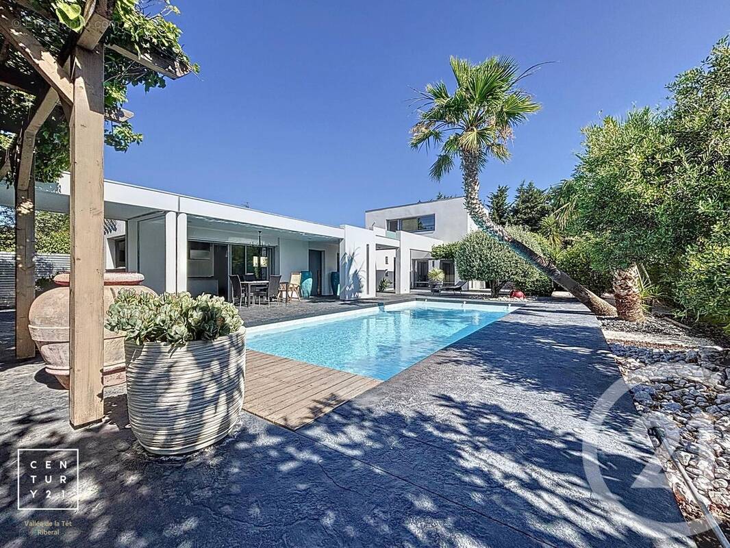 Maison à SAINT-FELIU-D&#039;AVALL
