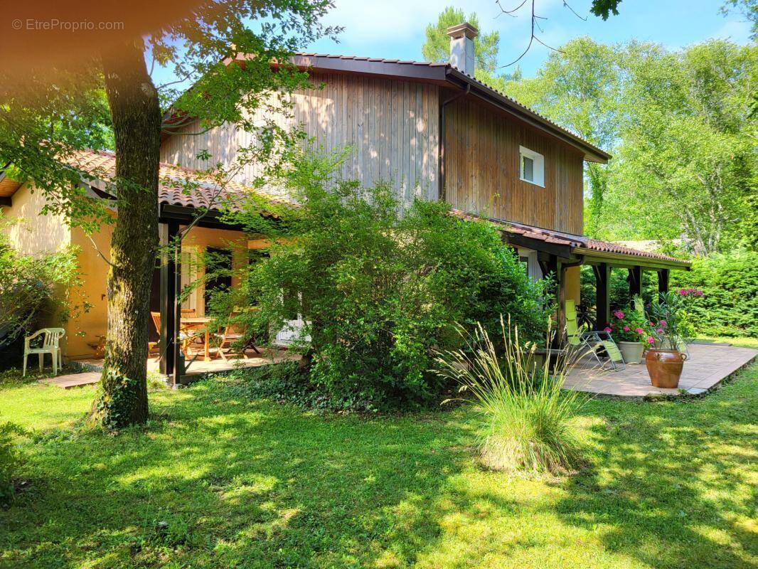 Maison à LACANAU