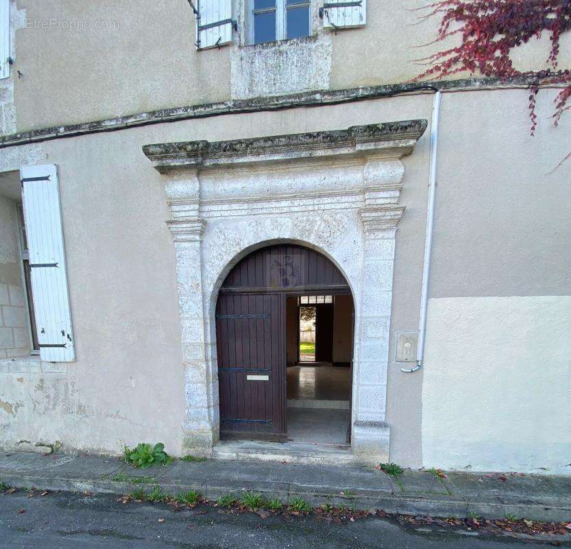 Maison à ANGOULEME