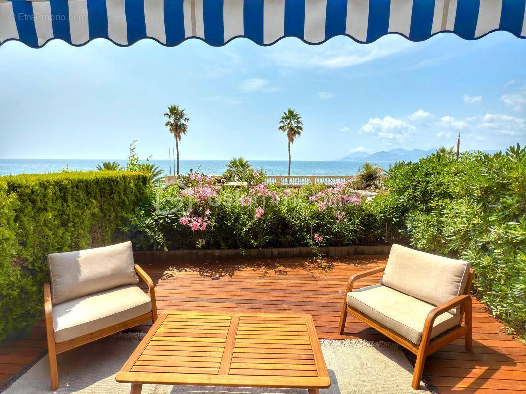 Appartement à CANNES