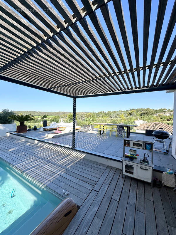 Maison à EGUILLES