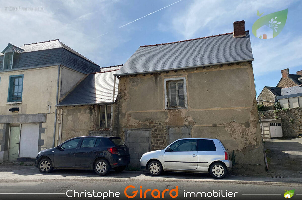 Maison à TINTENIAC