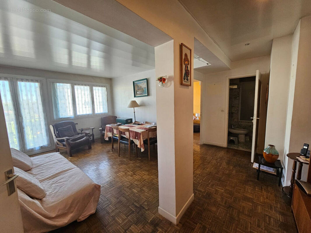 Appartement à CHAMPIGNY-SUR-MARNE