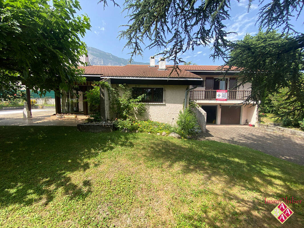 Maison à MONTBONNOT-SAINT-MARTIN