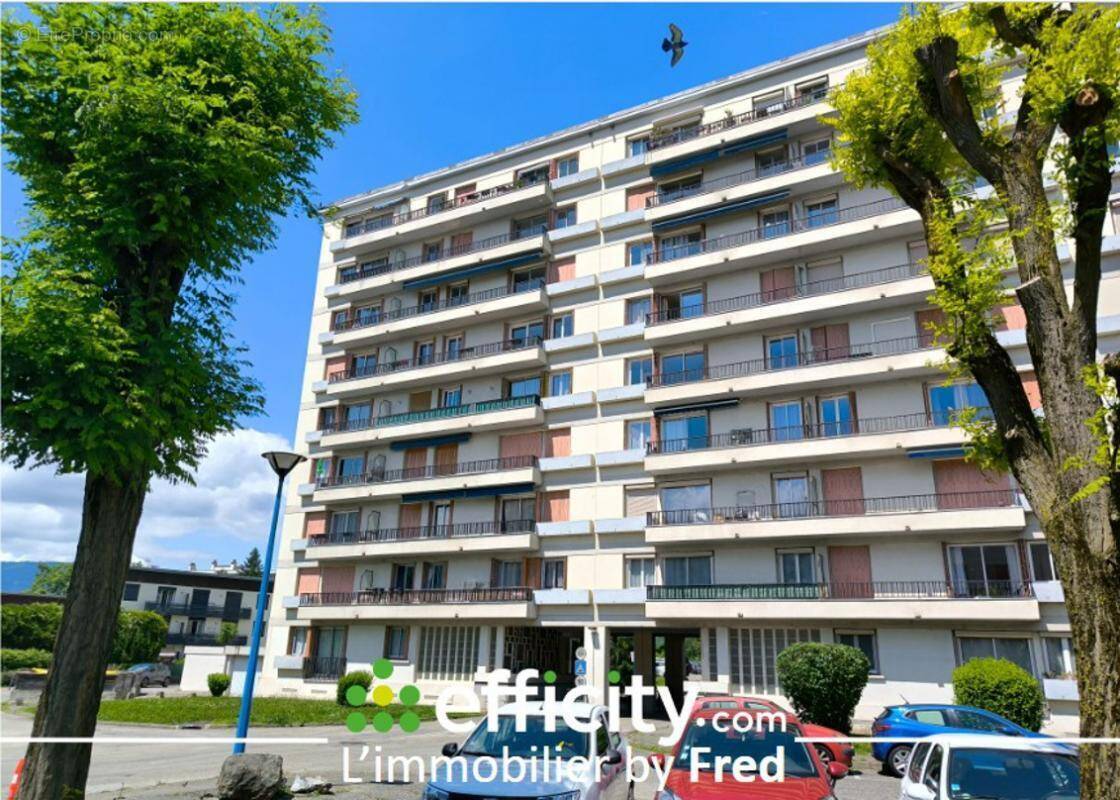 Appartement à SAINT-EGREVE