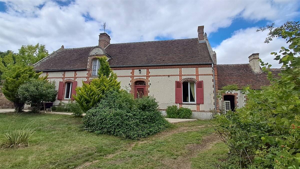 Maison à LAONS