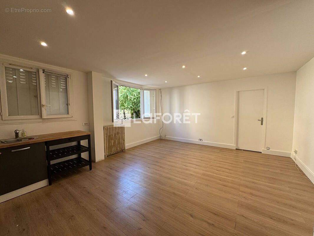 Appartement à VILLEMOMBLE