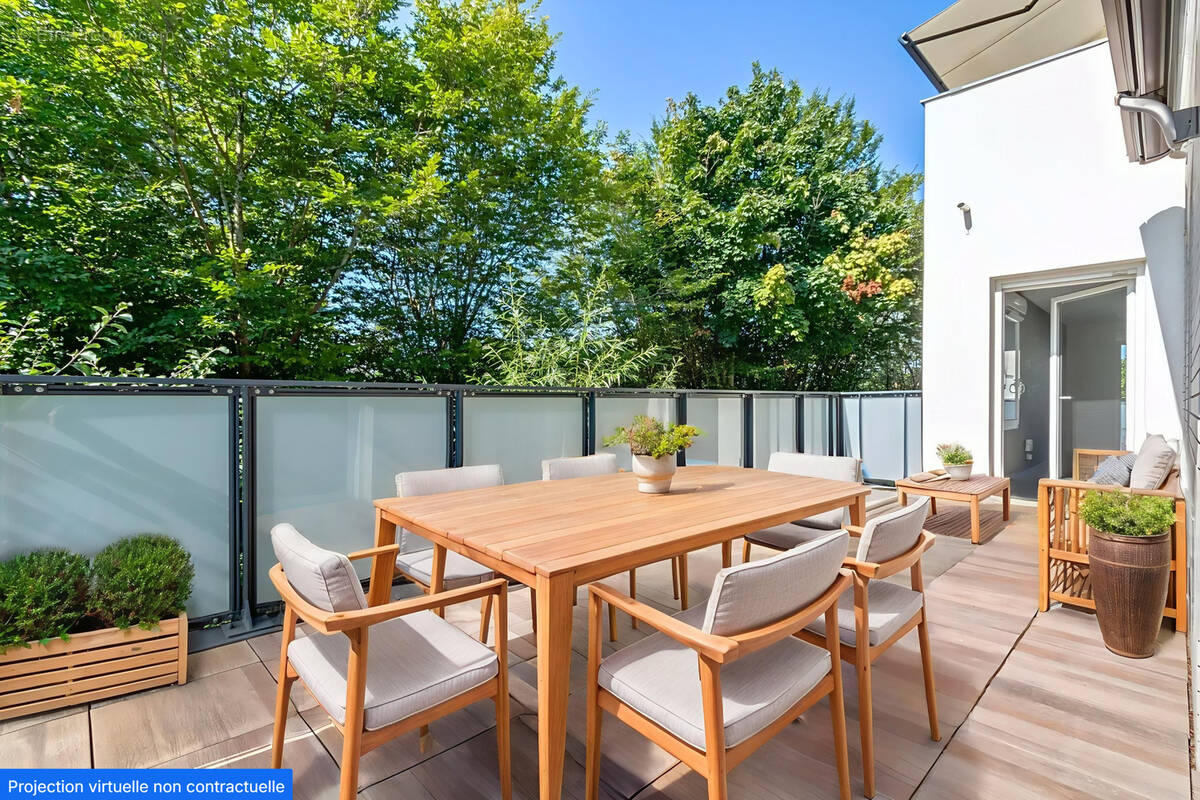 Appartement à CHARBONNIERES-LES-BAINS