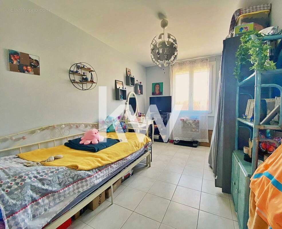 Appartement à VINON-SUR-VERDON