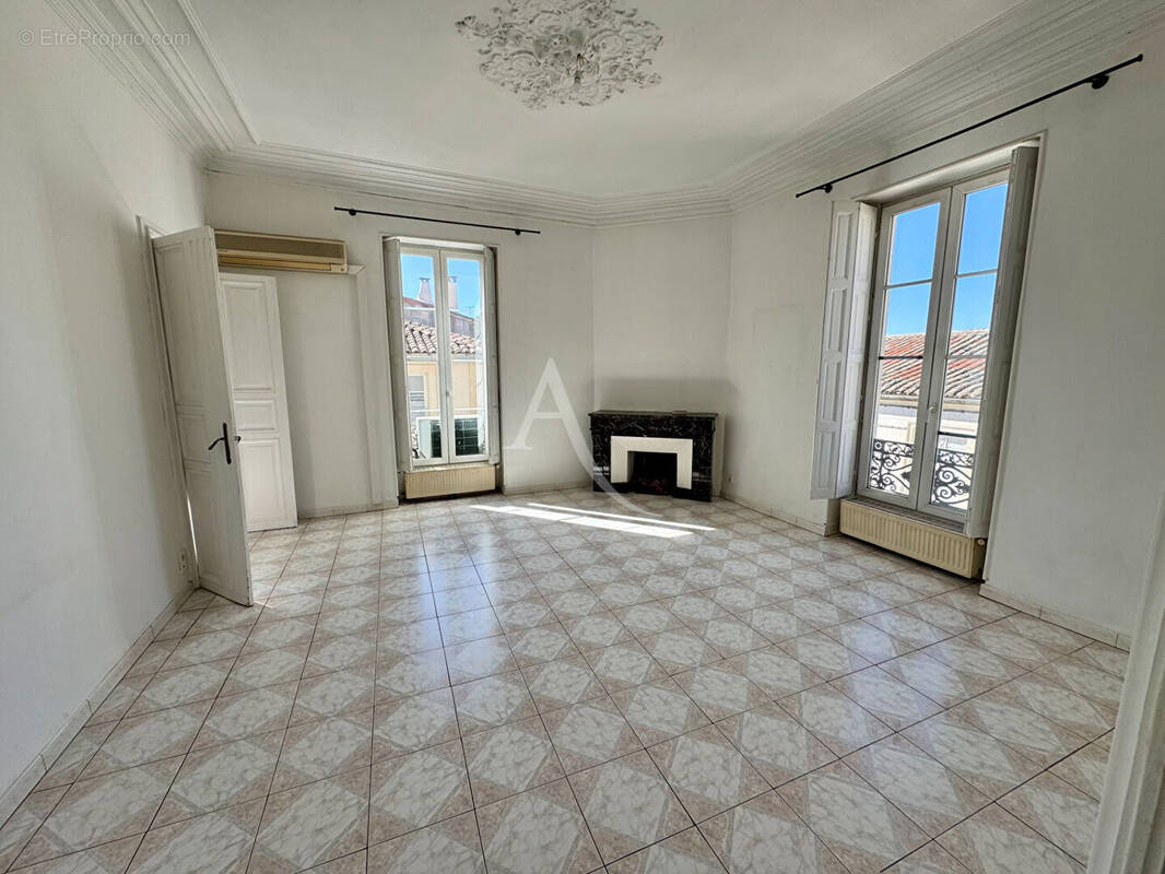 Appartement à NIMES