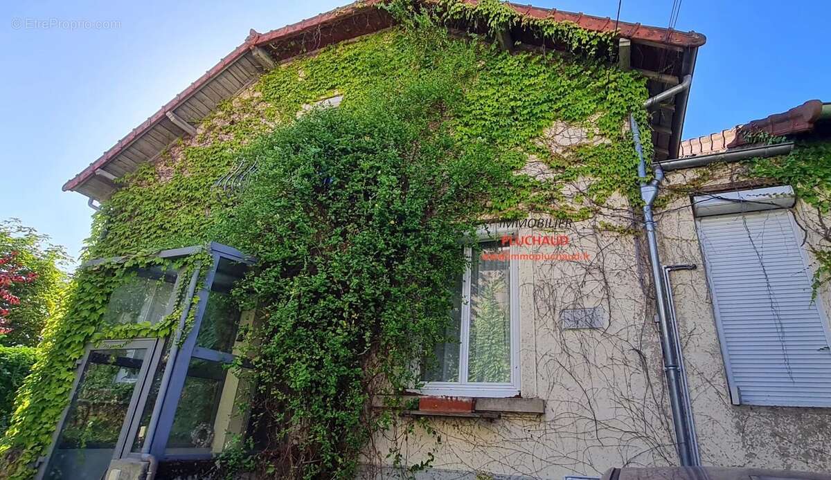 Maison à PARAY-LE-MONIAL