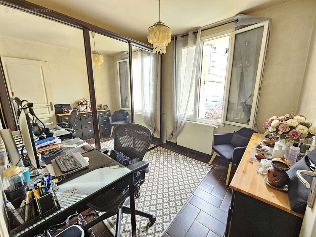 Maison à SARCELLES
