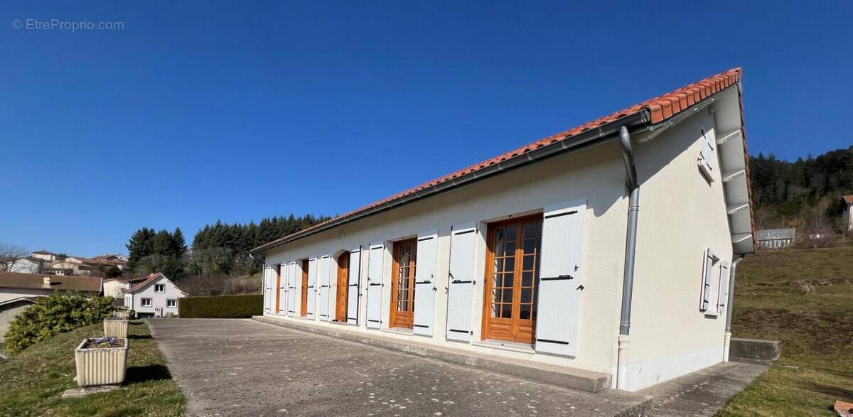 Maison à ARCONSAT