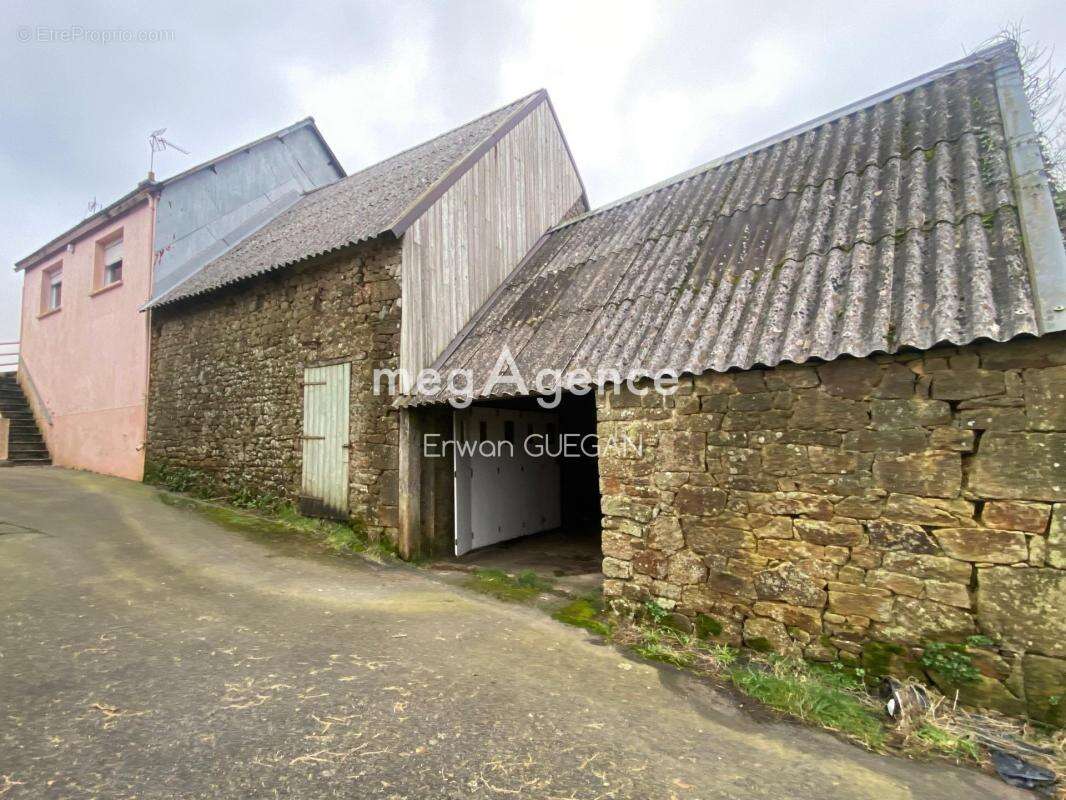Maison à LANGOELAN