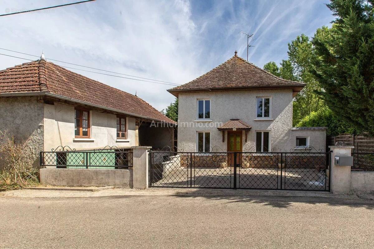 Maison à CORBELIN