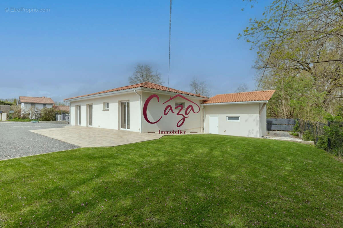 Maison à LATRESNE