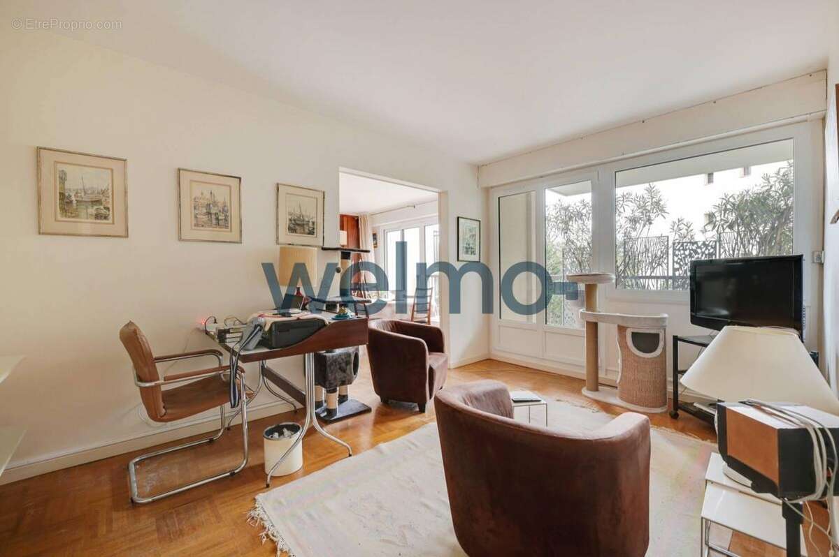 Appartement à BURES-SUR-YVETTE