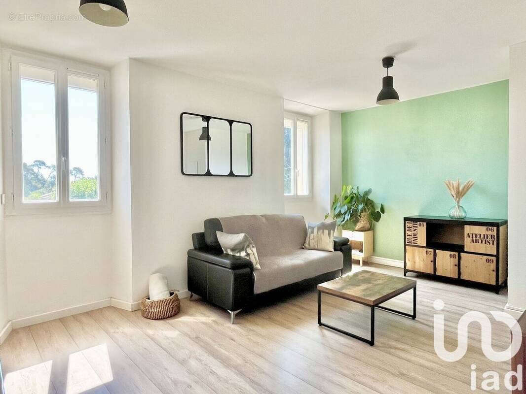 Photo 1 - Appartement à HYERES