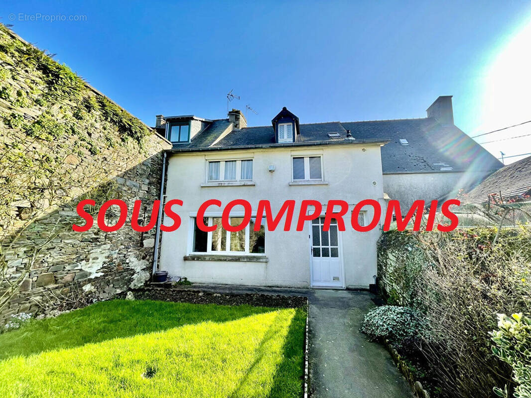 Maison à DOL-DE-BRETAGNE
