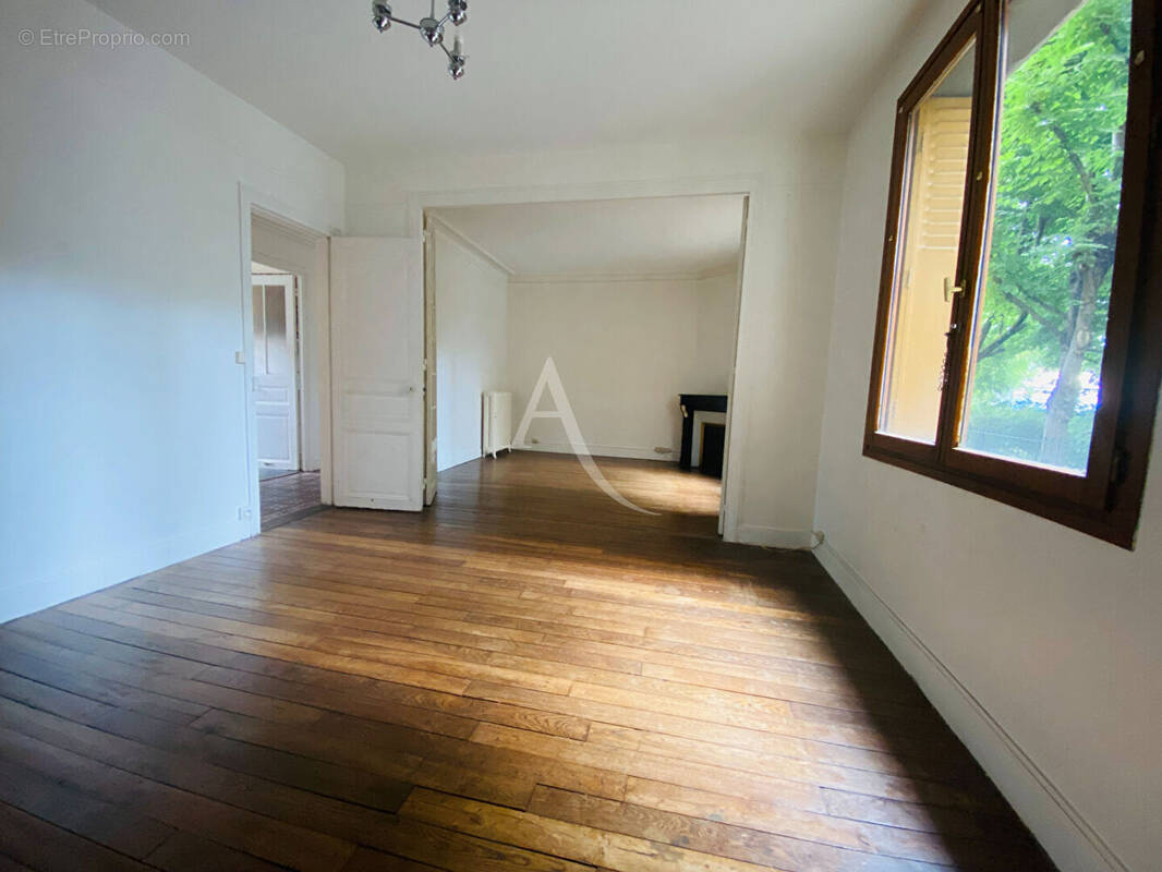 Appartement à MAISONS-ALFORT