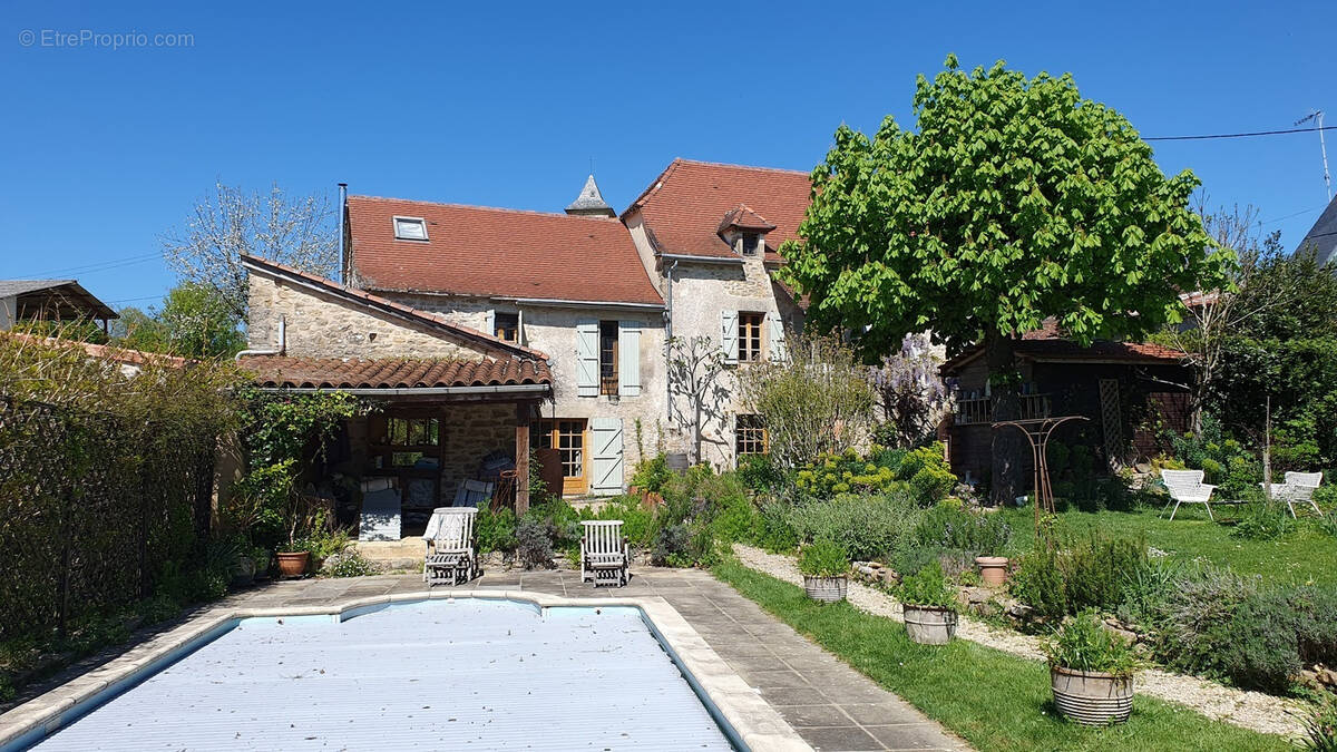 Maison à VILLENEUVE