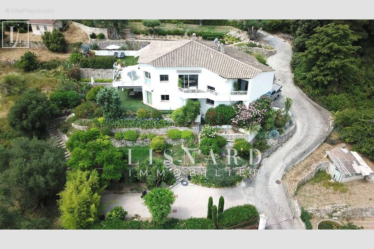 Maison à VALLAURIS