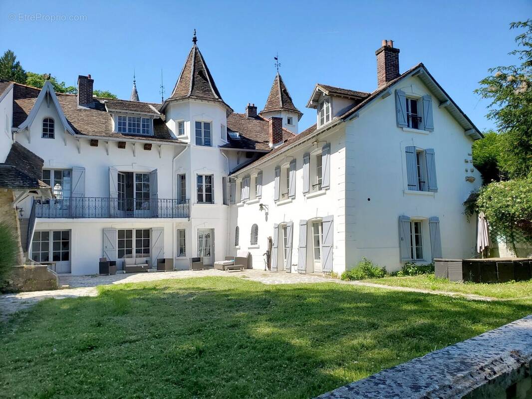Maison à HARDRICOURT