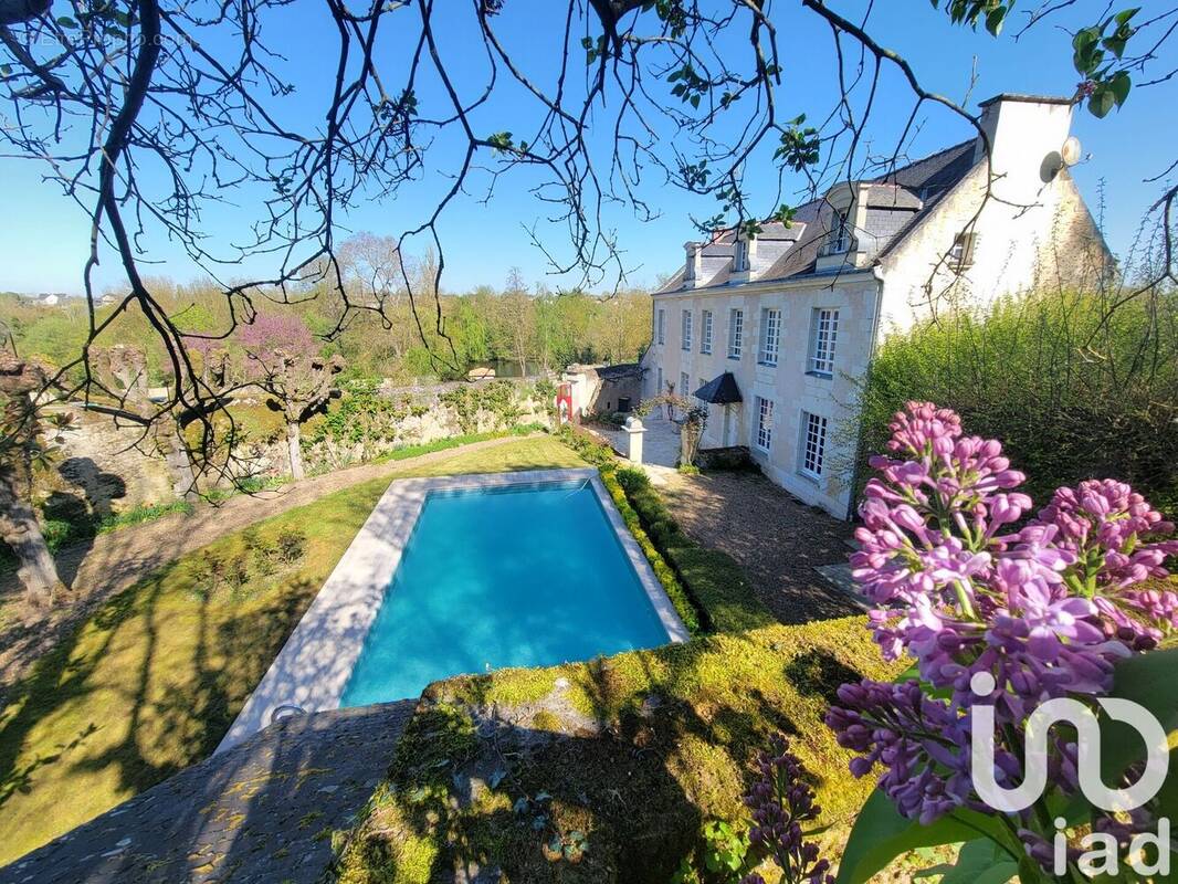 Photo 1 - Maison à MONTREUIL-BELLAY