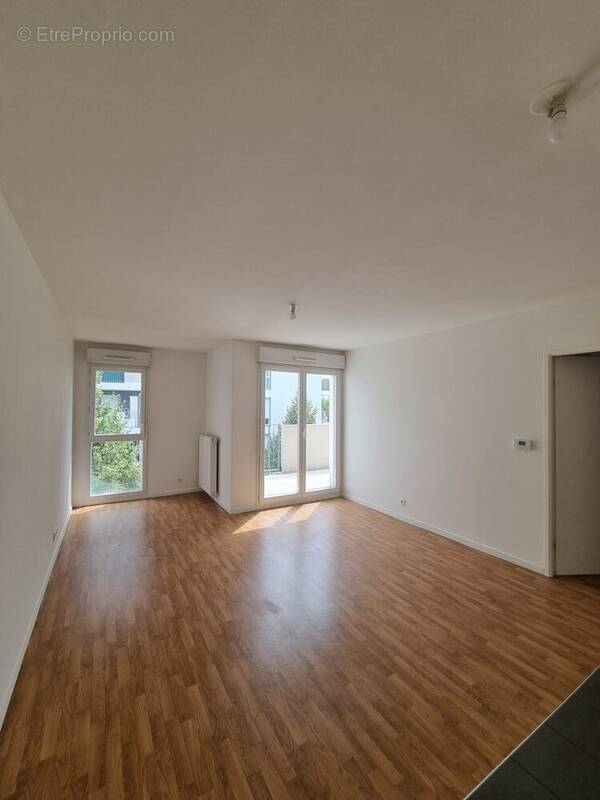 Appartement à VALENTON
