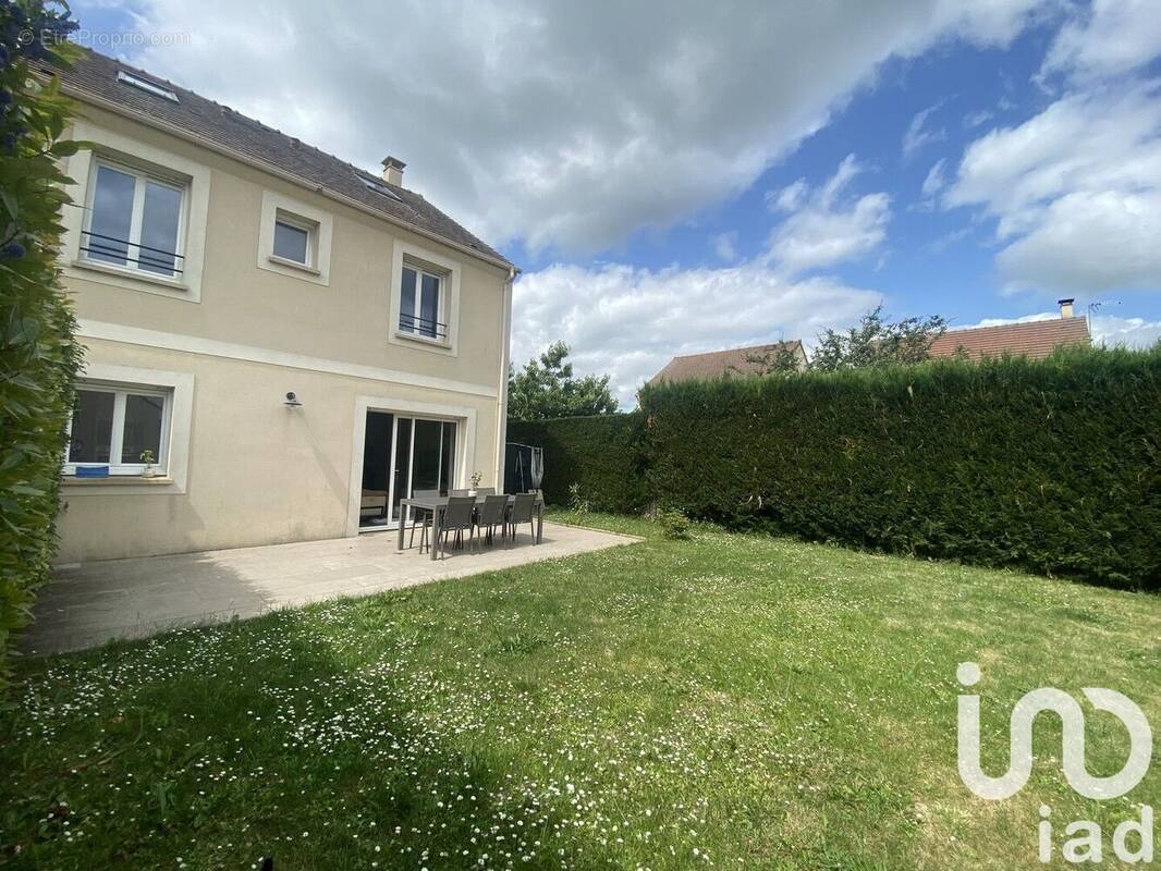 Photo 1 - Maison à ABLIS