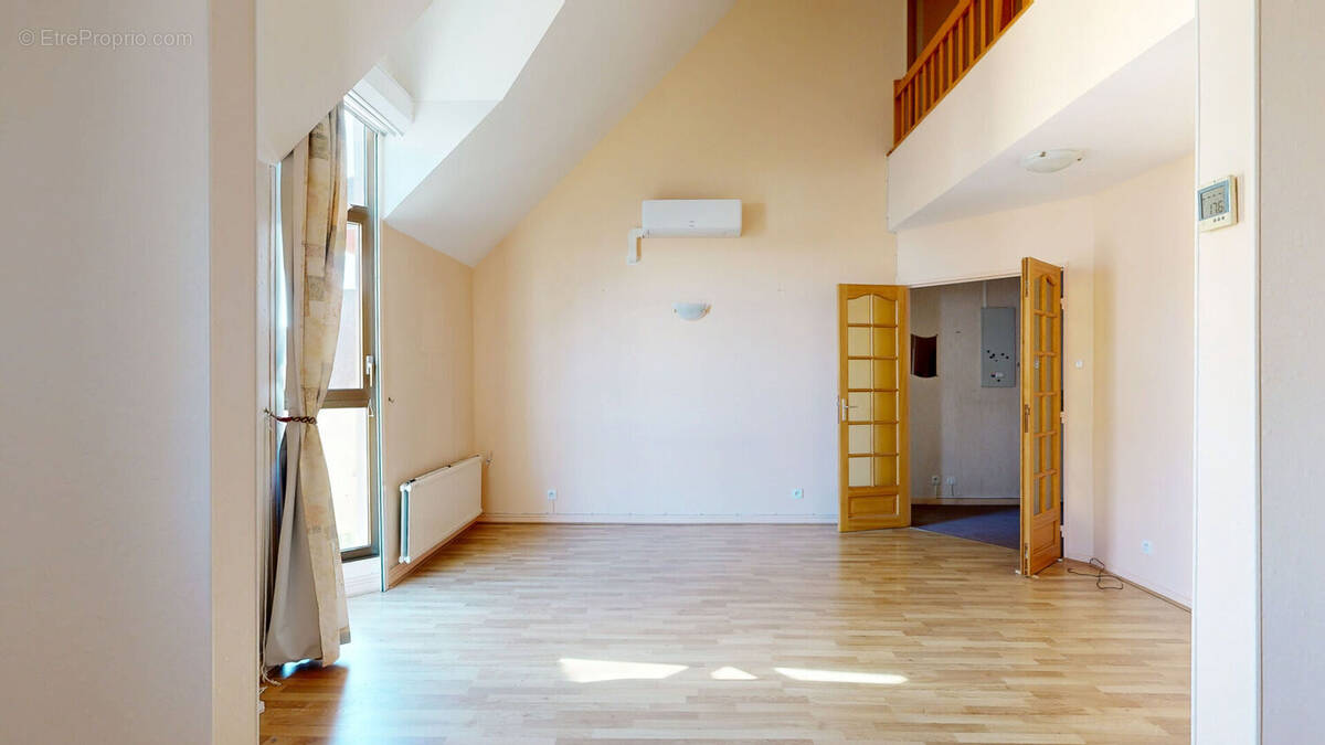Appartement à MOULINS