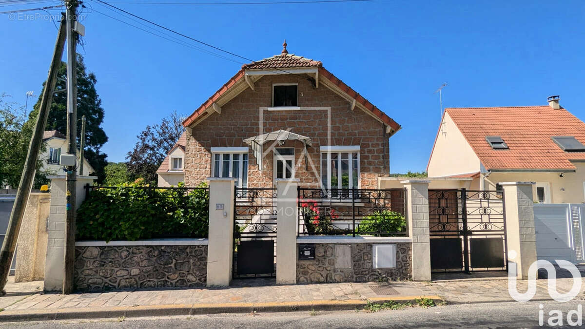 Photo 1 - Maison à BOISSY-LE-CUTTE