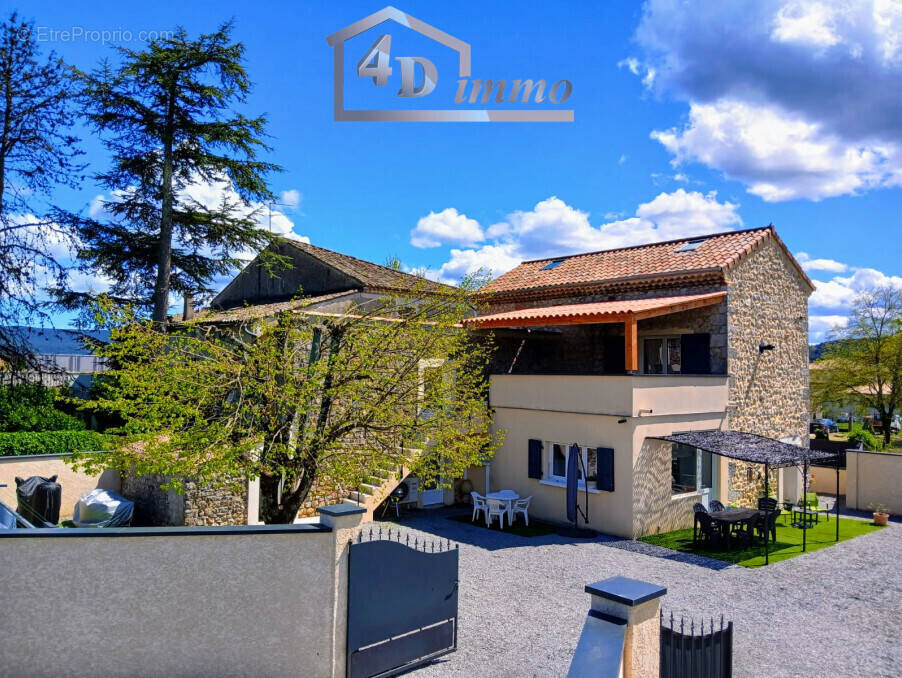 Maison à VALLON-PONT-D&#039;ARC