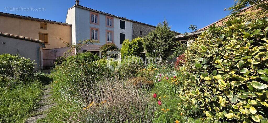 Maison à NEBIAS