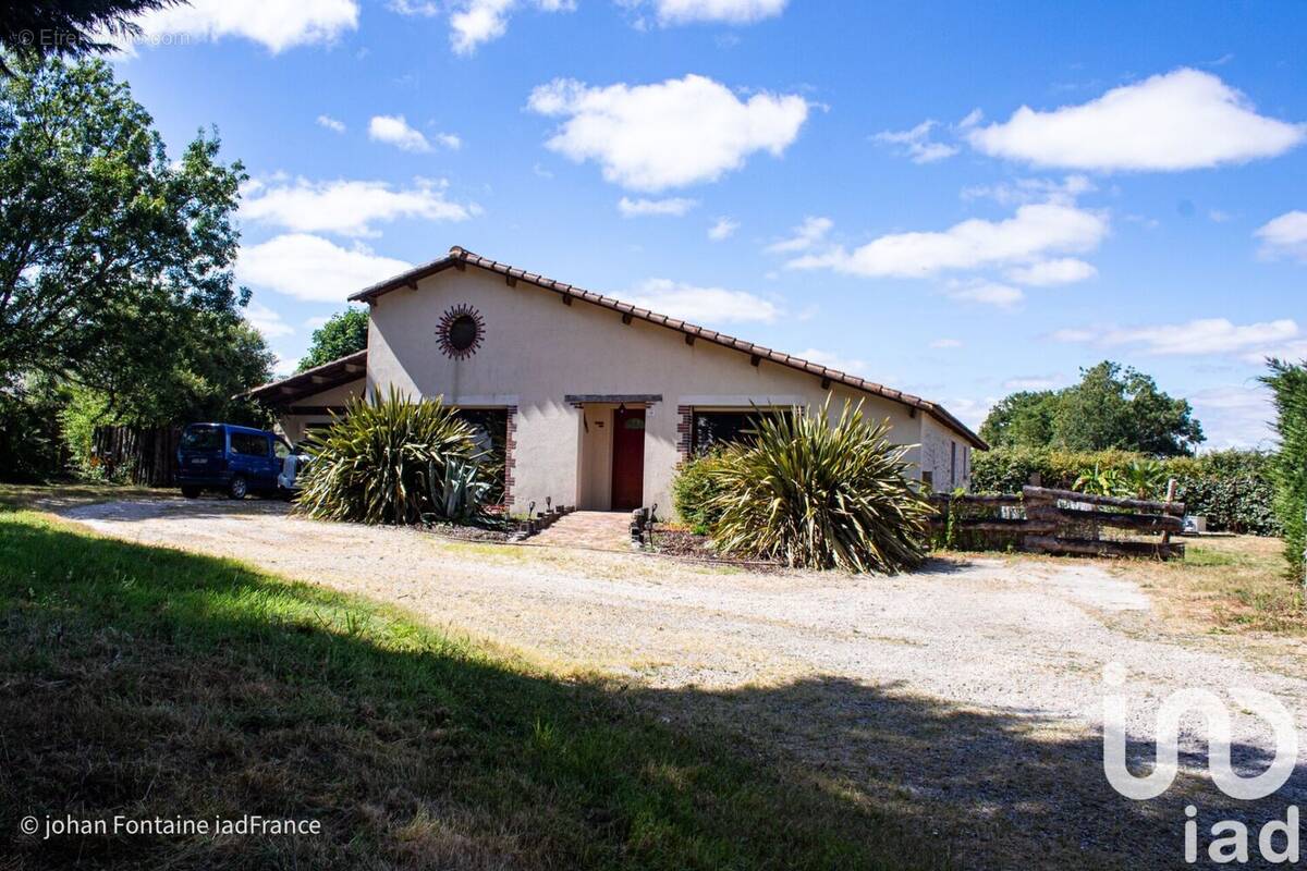Photo 1 - Maison à SAINT-DENIS-LA-CHEVASSE