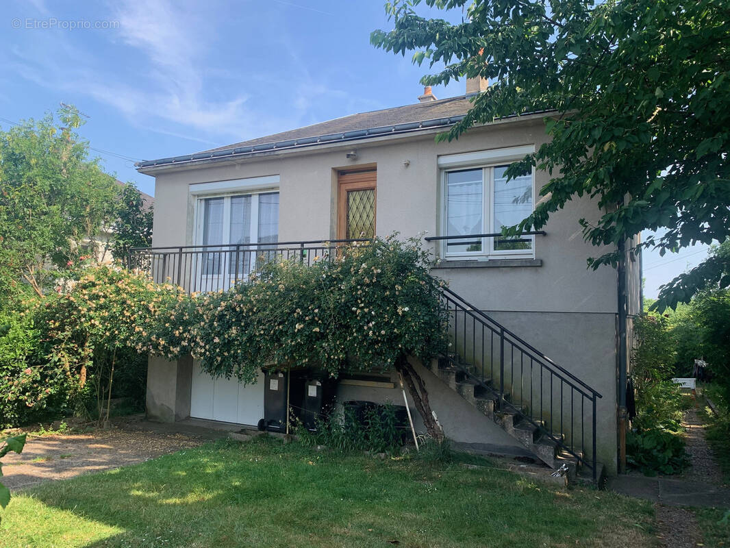 Maison à CHATEAU-RENAULT