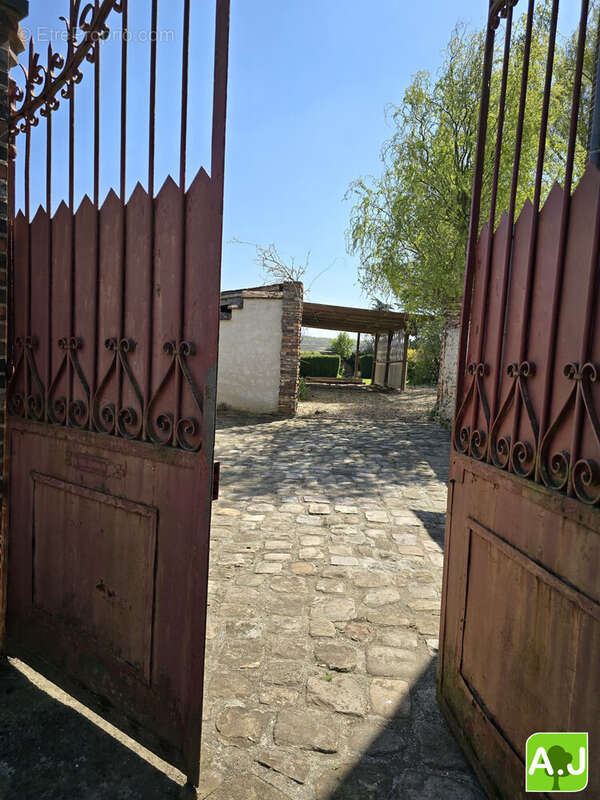 Maison à BREVAL