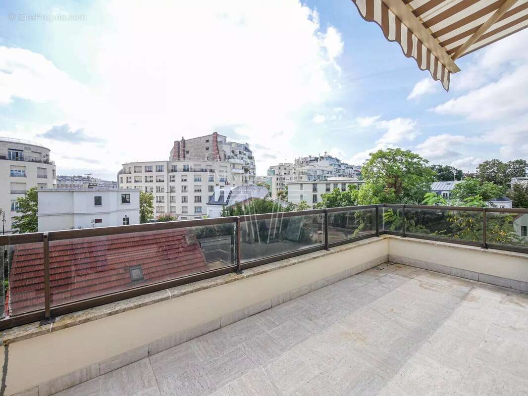 Appartement à BOULOGNE-BILLANCOURT