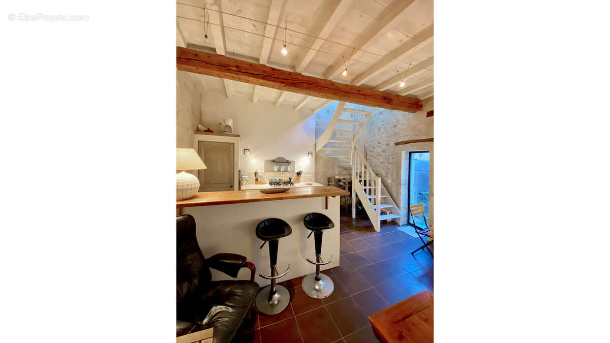 Appartement à UZES