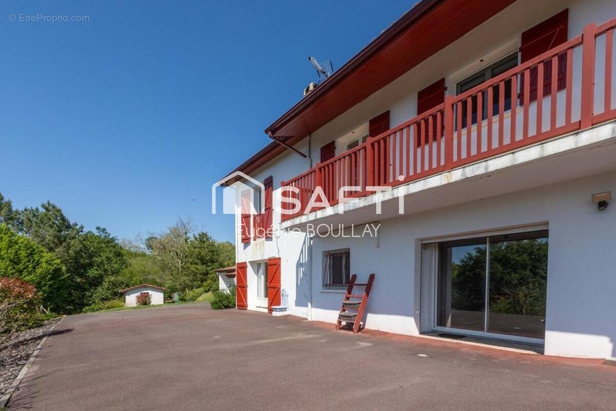 Photo 1 - Maison à SAINT-PEE-SUR-NIVELLE