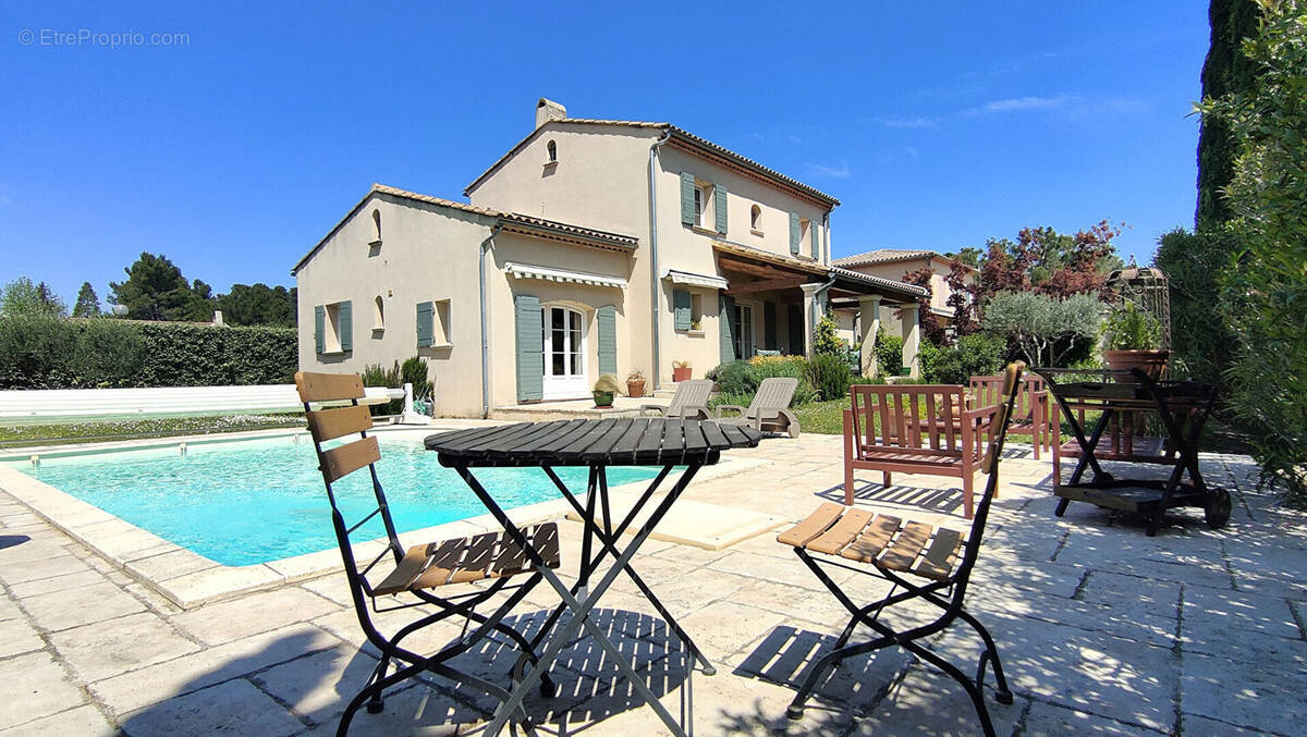 Maison à BARBENTANE