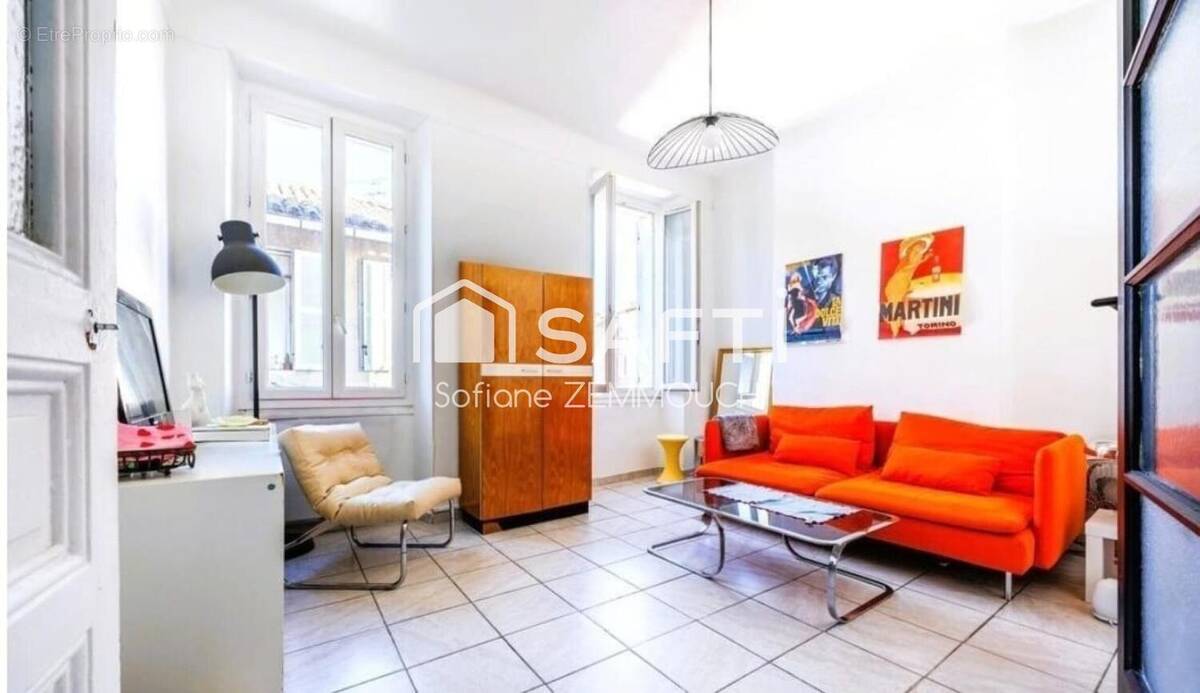 Photo 1 - Appartement à MARSEILLE-3E