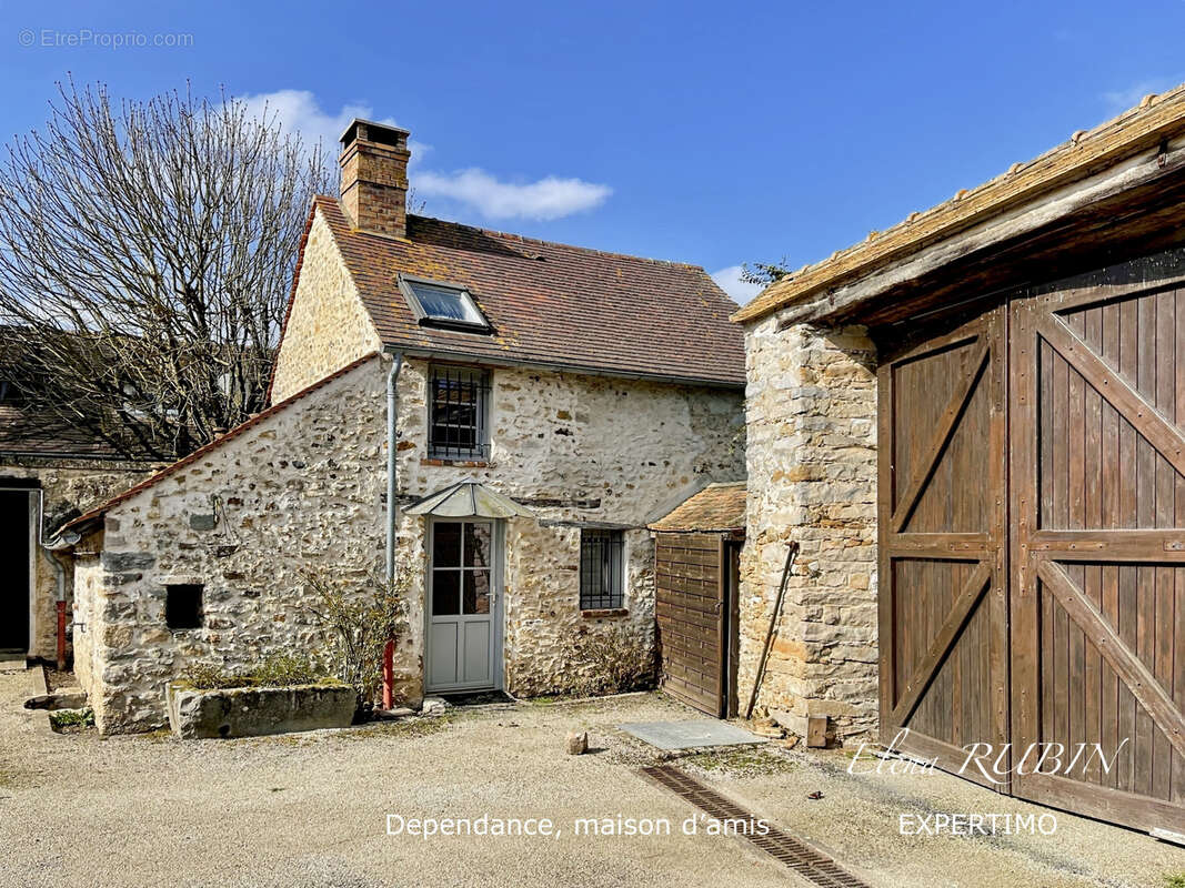 Maison à DOURDAN