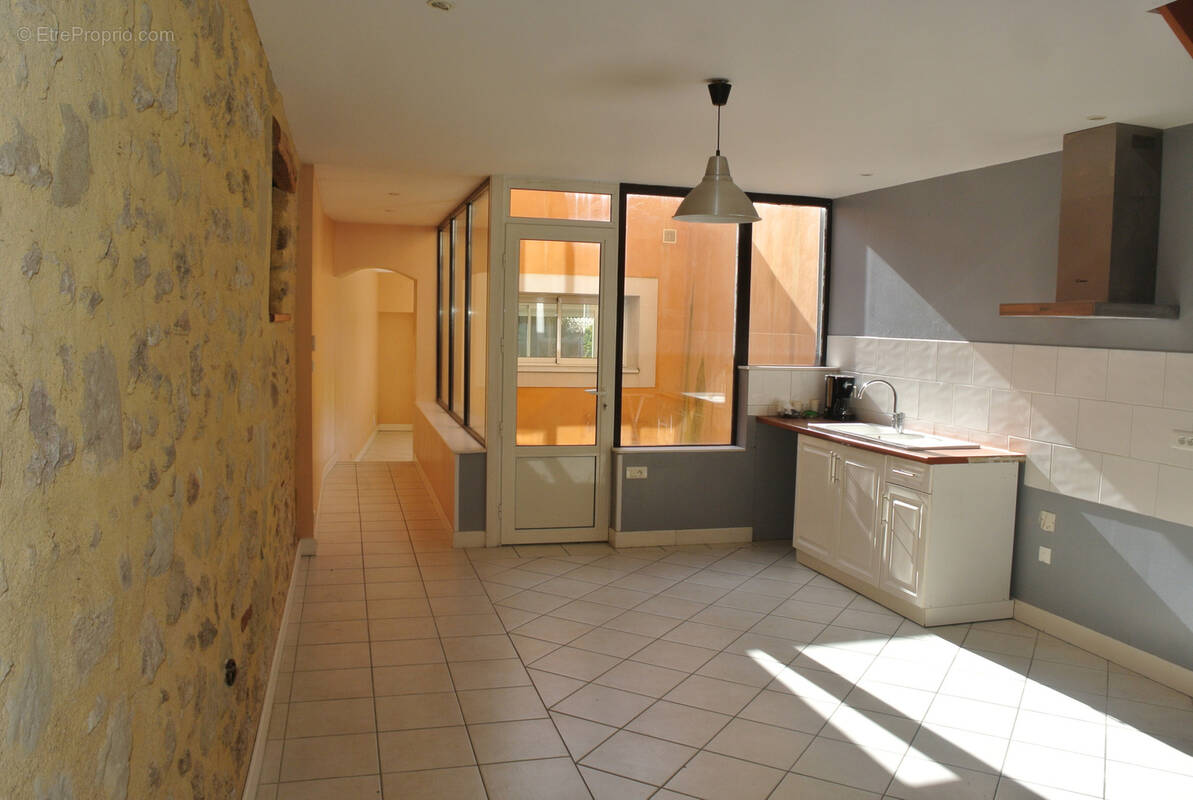 Maison à SAINTE-BAZEILLE