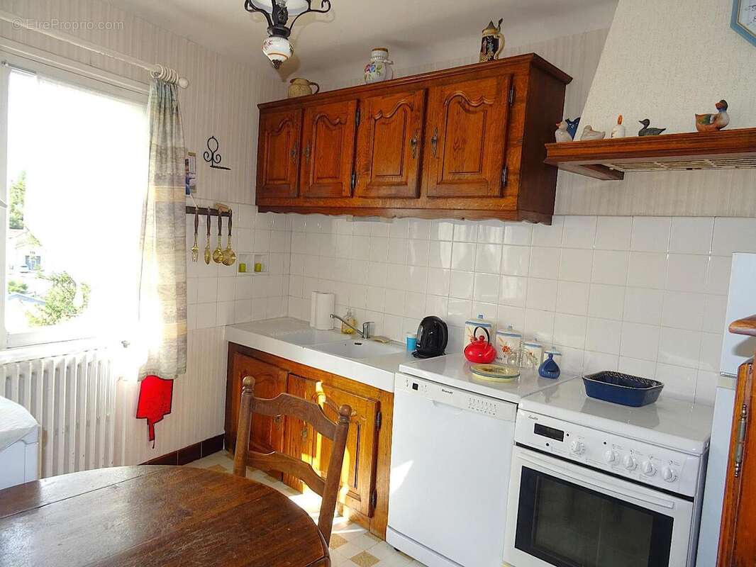   - Maison à THOUARS