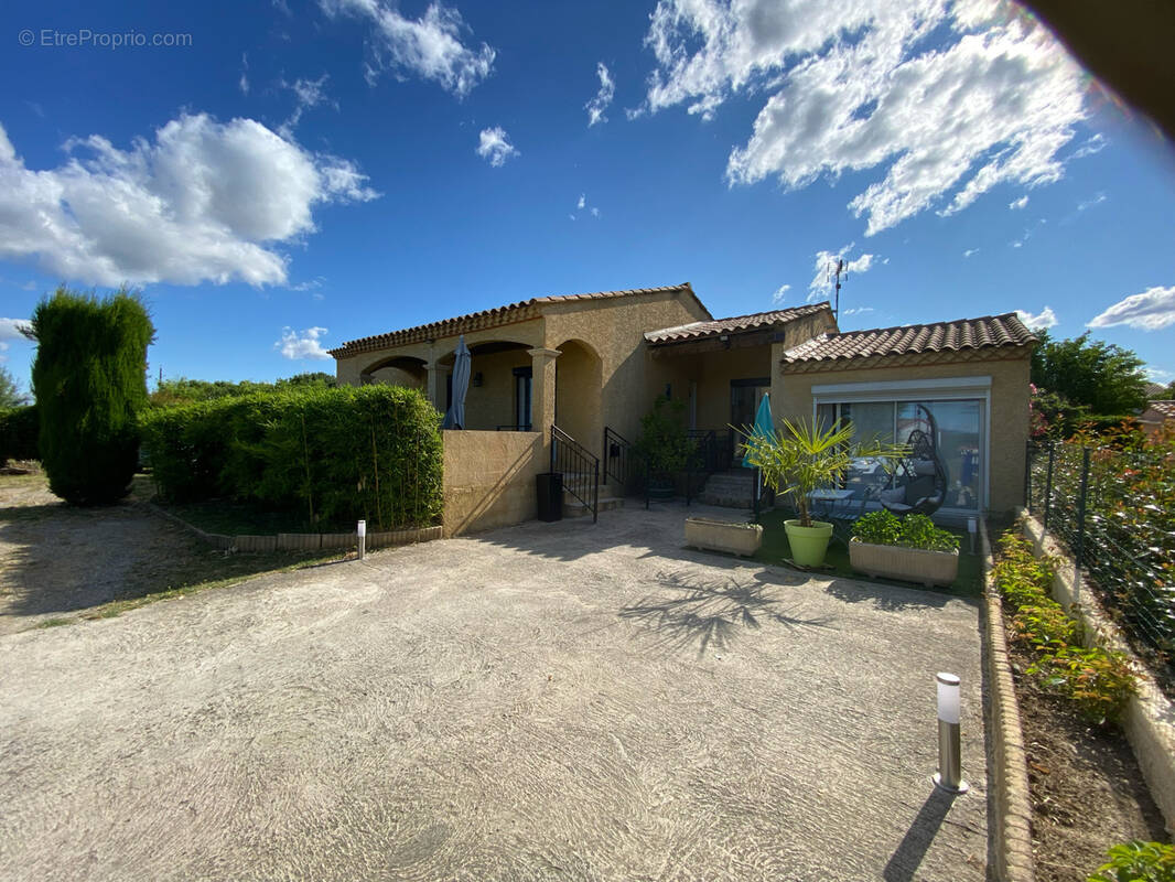 Maison à LEZAN