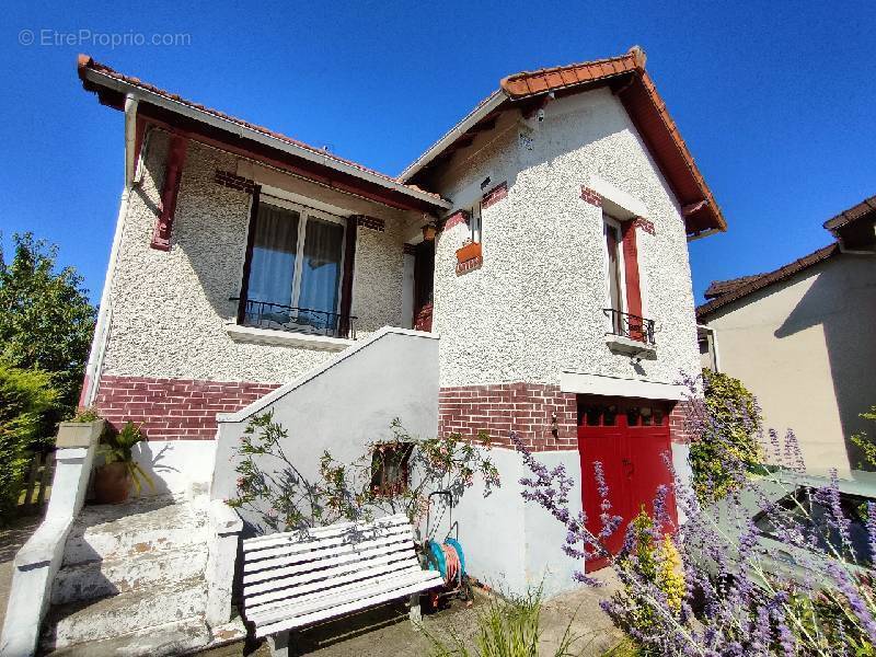 Maison à MITRY-MORY